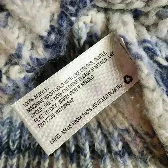 Wild Fable Women's Blue Comfy Cozy Crop Knit Chunky Fall Winter Sweater Medium - Picture 11 of 11